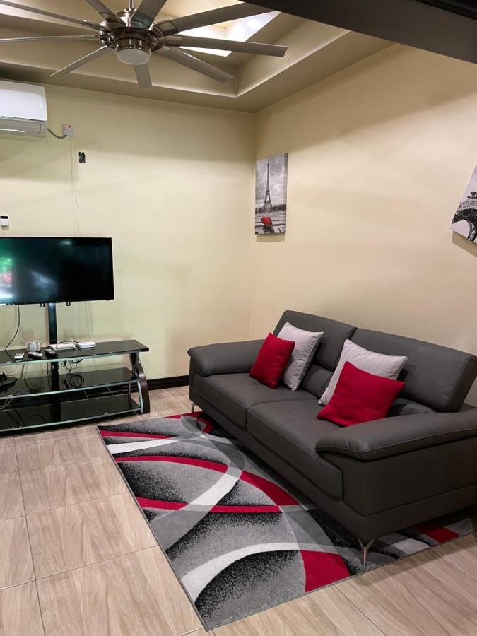 Kingston Oasis One Bedroom Εξωτερικό φωτογραφία