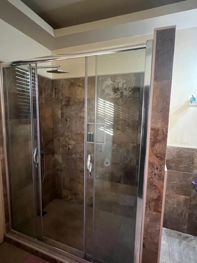 Kingston Oasis One Bedroom Εξωτερικό φωτογραφία